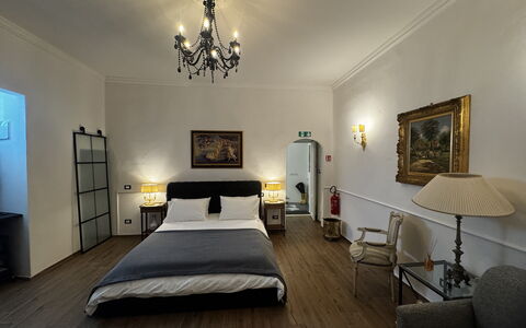 Maison D'Alice: Meubles, Design Intérieur, Lit, Chambre, Sol, Sol, Drap De Lit, Plafond, Literie, Pièce