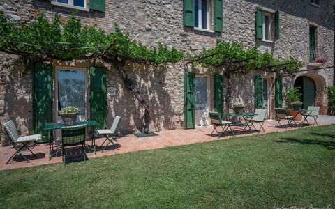 Preseglie Lake Garda: Mobilier De Jardin, Tableau De Plein Air, Jardin, Cour, Pot De Fleur, Villa, Plante D'Appartement, Hacienda, Arrière-Cour