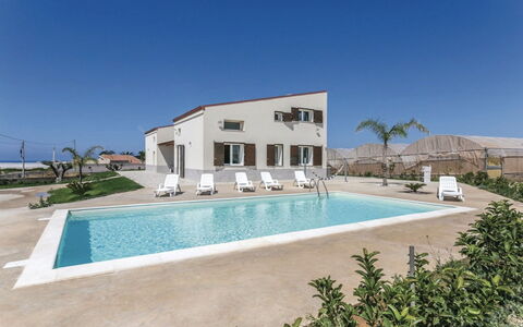 Villa Marzia: Composite, Biens, Piscine, Ombre, Villa, Hôtel, Recours, Balcon