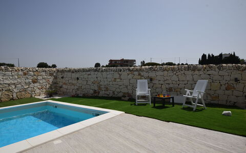 Villa Giugiola: Piscine, Mobilier De Jardin, Recours, Composite, Ombre, Biens, Loisir, Balancelle, Cour, Eco Hôtel