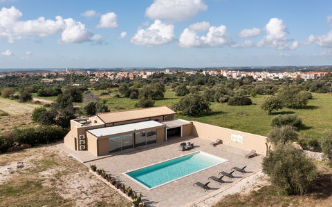 Villa Meti: Piscine, Composite, Biens, Recours, Villa, Hacienda, Manoir, Eco Hôtel, Ferme, Hôtel