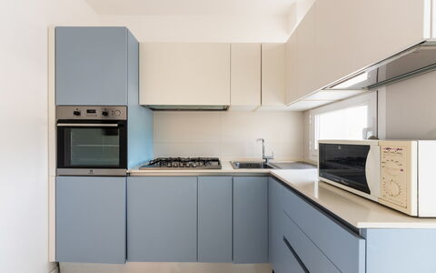 Pizzuta Country House: Appareil De Cuisine, Cuisine, Principaux Appliance, Comptoir, Cabinetry, Cuisinière, Design Intérieur, Électroménager, Sol, Le Fourneau