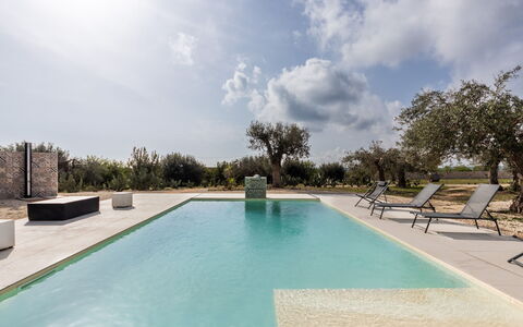 Pizzuta Country House: Bleu, Piscine, Composite, Béton, Ombre, Aménagement Paysager, Recours, Conception, Caractéristique De L'Eau