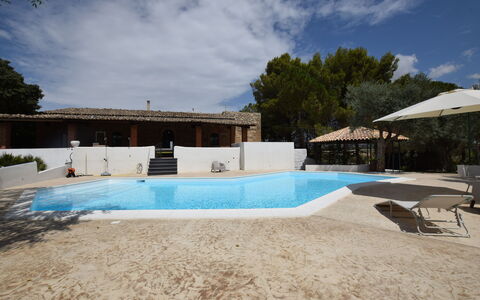 Villa Chiaramonte Gulfi: Architecture, Piscine, Maison, Biens, Ombre, Recours, Hacienda, Eco Hôtel, Ferme, Villa