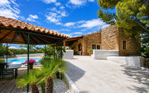 Villa Chiaramonte Gulfi: Bleu, Maison, Piscine, Ombre, Eco Hôtel, Recours, Mobilier De Jardin, Hacienda, Biens, Villa