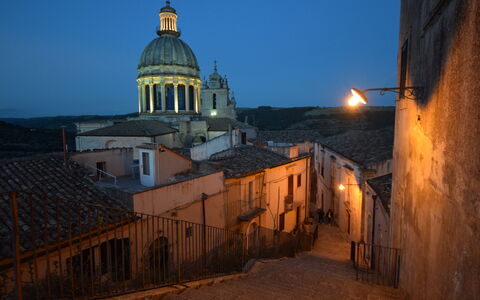 Appartamento Tramonto sul Mare: Ciel, Ville, Ville, Architecture, Quartier, Dôme, Toit, Soirée, Matin, Dôme