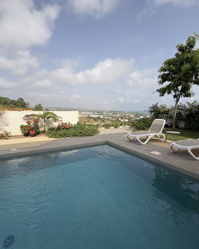 A Casa di Chica: Piscine, Mobilier De Jardin, Recours, Aménagement Paysager, Caractéristique De L'Eau, Parapluie, Chaise, Conception, Balancelle, Eco Hôtel