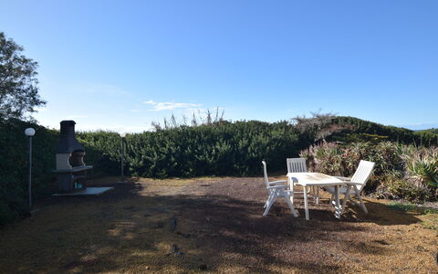 Punta Braccetto Fronte Mare: Arbuste, Jardin, Aménagement Paysager, Arrière-Cour, Mobilier De Jardin