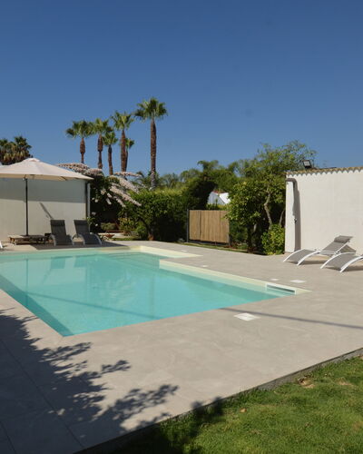 Villa Benvenuti al Sud: Piscine, Recours, Mobilier De Jardin, Ombre, Composite, Balancelle, Eco Hôtel, Loisir, Hacienda