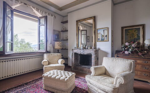 Villa Golly: Meubles, Design Intérieur, Mur, Sol, Cadre, Pièce, Salon, Sol, Domicile, Canapé