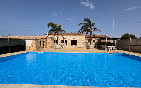 L'Oasi di Salvo: Piscine, Recours, Des Loisirs, Loisir, Centre De Loisirs, Hôtel, Ville Resort, Villa, Vacances