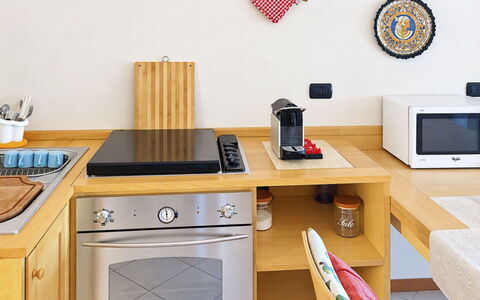 Coniglio Beach: Cuisine, Appareil De Cuisine, Principaux Appliance, Bois, Meubles, Électroménager, Cuisinière, Comptoir, Petit Appareil, Le Fourneau