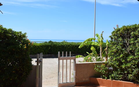 Il Favollo: Pot De Fleur, Ombre, Mer, Océan, Jardin, Aménagement Paysager, Plante D'Appartement, Clôture, Eco Hôtel