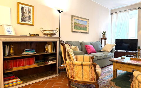 La Dimora del Leone: Meubles, Design Intérieur, Canapé, Sol, Mur, Bois, Sol, Pièce, Salon, Cadre