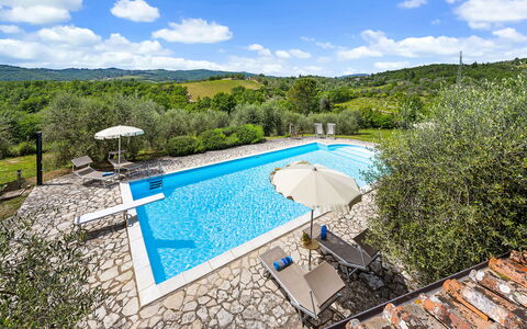 San Sano Retreat, Chianti Vineyard Views & Diving: Bleu, Piscine, Recours, Mobilier De Jardin, Eco Hôtel, Balancelle, Villa, Thermes, Ferme, Ville Resort