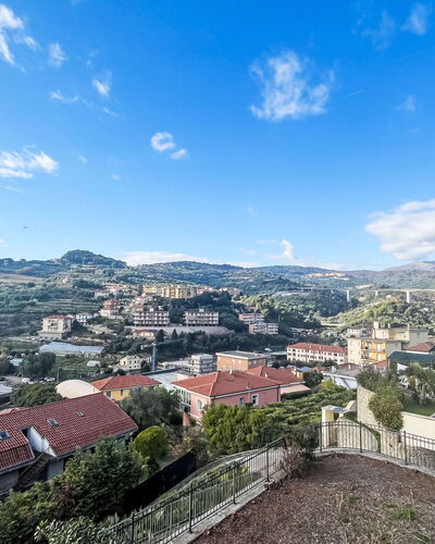 Ariel: Ciel, Jour, Zone Résidentielle, Toit, Zone Urbaine, Ville, Ville, Horizon, Quartier, Paysage