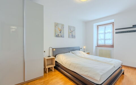 Edera: Lit, Design Intérieur, Chambre, Meubles, Sol, Sol, Bois, Pièce, Plafond, Drap De Lit