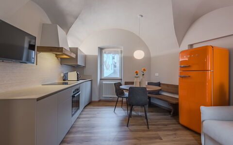 Logement:&nbsp;La Fiamma 102.2
