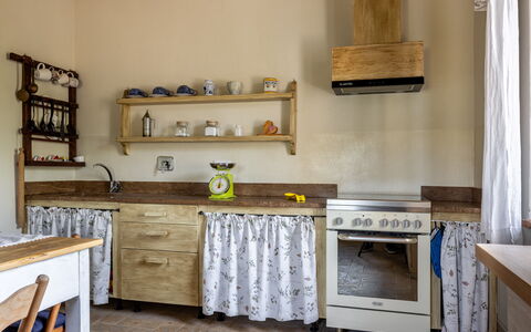 Il Casale al Colle: Design Intérieur, Meubles, Bois, Cuisine, Sol, Cabinetry, Pièce, Comptoir, Sol, Domicile