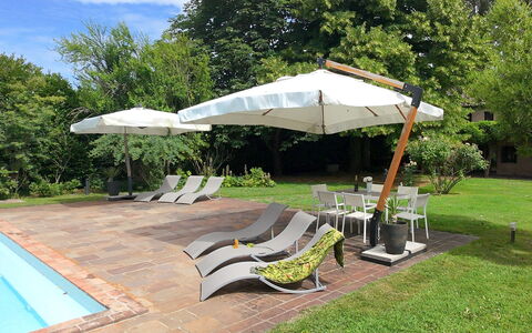 Villa Dorina: Parapluie, Mobilier De Jardin, Meubles, Ombre, Chaise, Balancelle, Piscine, Jardin, Recours, Tableau De Plein Air