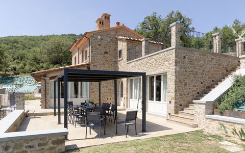 Villa Maddalena alla Guglielmesca: Meubles, Mobilier De Jardin, Table Cuisine Et Salle A Manger, Domicile, Tableau De Plein Air, Chaise, Porte, Patio, Porche, Ombre