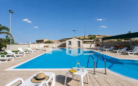 Antica Cascina 191: Piscine, Ombre, Hôtel, Recours, Centre De Loisirs, Mobilier De Jardin