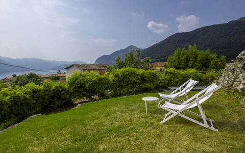 Casa Torre Il Castello: Meubles, Table Cuisine Et Salle A Manger, Chaise, Sol, Mer, Balcon, Océan, Recours, Eco Hôtel, Salle À Manger