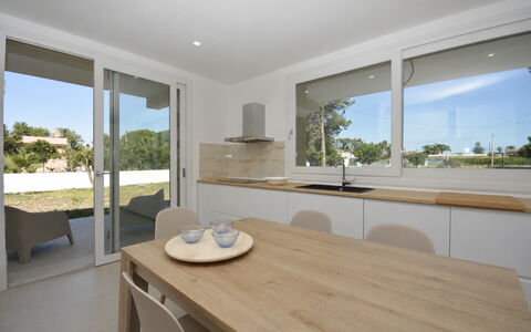 Villa Marzia - Augusta: Sol, Sol, Bois, Design Intérieur, Meubles, Plafond, Domicile, Comptoir, Composite, Cuisine