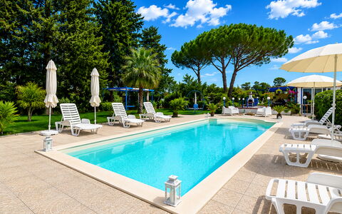 Villa Didymos: Piscine, Recours, Jardin, Loisir, Eco Hôtel, Aménagement Paysager, Ombre, Hôtel, Ville Resort