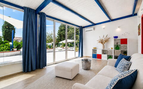 Villa Didymos: Meubles, Design Intérieur, Sol, Sol, Plafond, Appartement, Canapé, Domicile, Pièce, Salon