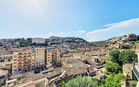 Tra Cielo e Pietra: Appartement, Condominium, Usage Mixte, Hôtel, Balcon