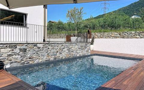 Aura: Piscine, Composite, Caractéristique De L'Eau, Tuile, Plate-Forme, Dalle, Recours, Eco Hôtel