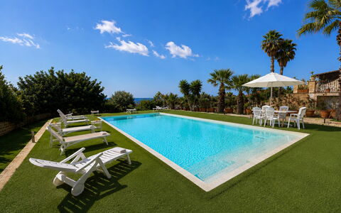 Villa Don Pino: Piscine, Recours, Eco Hôtel, Biens, Aménagement Paysager, Loisir, Hôtel, Hacienda, Pelouse