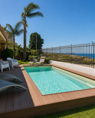 La Villa di Giusy: Piscine, Recours, Sol, Eco Hôtel, Sol, Composite, Loisir, Plate-Forme, Ombre, Jardin