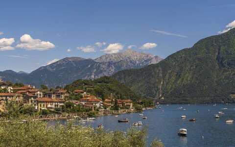 Next Comacina, Lago di Como with Garage: Montagne, Montagnes Relief, L'Eau, Plan D'Eau, Colline, Chaîne De Montagnes, Montagnes, Station De Montagne, Cotiers Et Relief Océaniques, Paysage