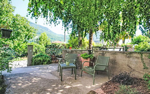 Boscolago: Végétation, Printemps, Mobilier De Jardin, Tableau De Plein Air, Ombre, Jardin, Pot De Fleur, Chaise, Cour, Plante D'Appartement