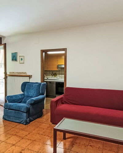 Locanda dei Nonni: Meubles, Design Intérieur, Sol, Sol, Bois, Canapé, Pièce, Appartement, Salon, Plafond