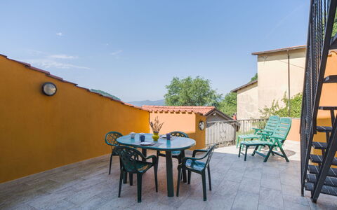 Casa Morgana: Domicile, Balcon, Mobilier De Jardin, Ombre, Plante D'Appartement, Tache De Bois, Chaise, Pot De Fleur, Eco Hôtel, Balustrade