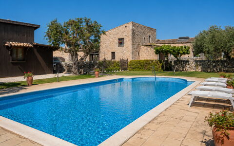 La Muraglia: Bleu, Piscine, Recours, Biens, Hacienda, Eco Hôtel, Ombre, Villa, Mobilier De Jardin, Ferme
