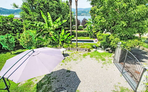 Emma: Arbuste, Jardin, Recours, Ombre, Eco Hôtel, Aménagement Paysager, Pelouse, Cour