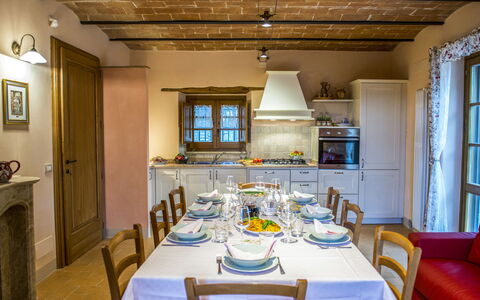Casa Elia 6: Meubles, Design Intérieur, Table, Sol, Chaise, Table Cuisine Et Salle A Manger, Plafond, Salle À Manger, Pièce, Domicile