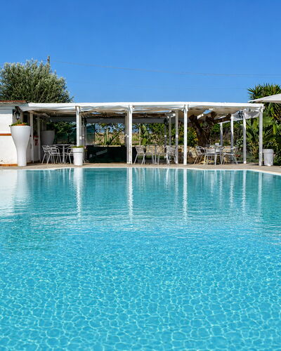 Casa Dafne: Piscine, Recours, Mobilier De Jardin, Composite, Ombre, Loisir, Eco Hôtel, Balancelle, Hôtel, Thermes