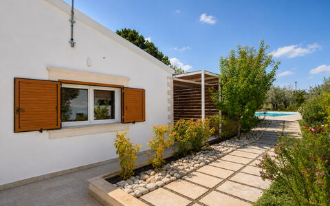 La Dimora di Diana: Domicile, Lot Terre, Ombre, Jardin, Porte, Chalet, Biens, Aménagement Paysager, Cour