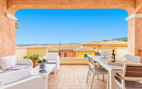 Vacanze Levante: Appartement, Design Intérieur, Domicile, Sol, Sol, Meubles, Chaise, Balcon, Recours, Mobilier De Jardin