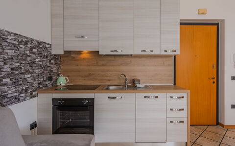 Michelon: Design Intérieur, Meubles, Cuisine, Sol, Bois, Comptoir, Cabinetry, Appareil De Cuisine, Sol, Principaux Appliance