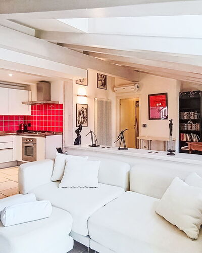 Le Falesie: Meubles, Design Intérieur, Canapé, Sol, Plafond, Sol, Salon, Appartement, Pièce, Domicile