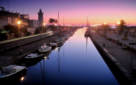 Appartamento la Terrazza di Anna: Ciel, L'Eau, Plan D'Eau, Ressources En Eau, Bateau, Voie Navigable, Crépuscule, Navire, Canal, Réflexion