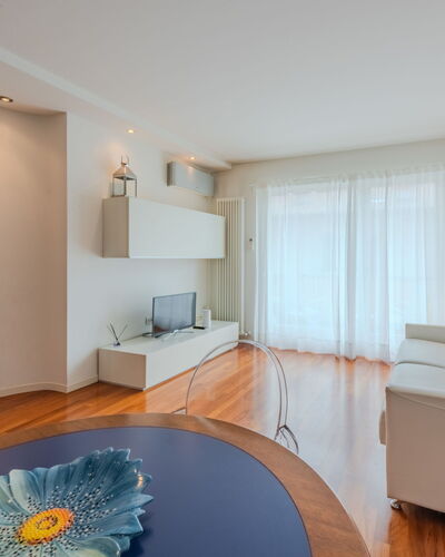 Caminito: Design Intérieur, Sol, Meubles, Sol, Mur, Plafond, Bois, Pièce, Domicile, Salon