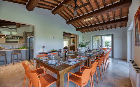 La Calcinaia Country House, Bucine: Meubles, Design Intérieur, Bois, Table, Plafond, Sol, Chaise, Table Cuisine Et Salle A Manger, Domicile, Salle À Manger