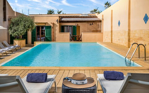 Casale Domè 14+2: Piscine, Recours, Composite, Eco Hôtel, Ombre, Mobilier De Jardin, Hôtel, Parapluie, Chaise, Villa